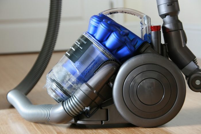 циклонный пылесос Dyson